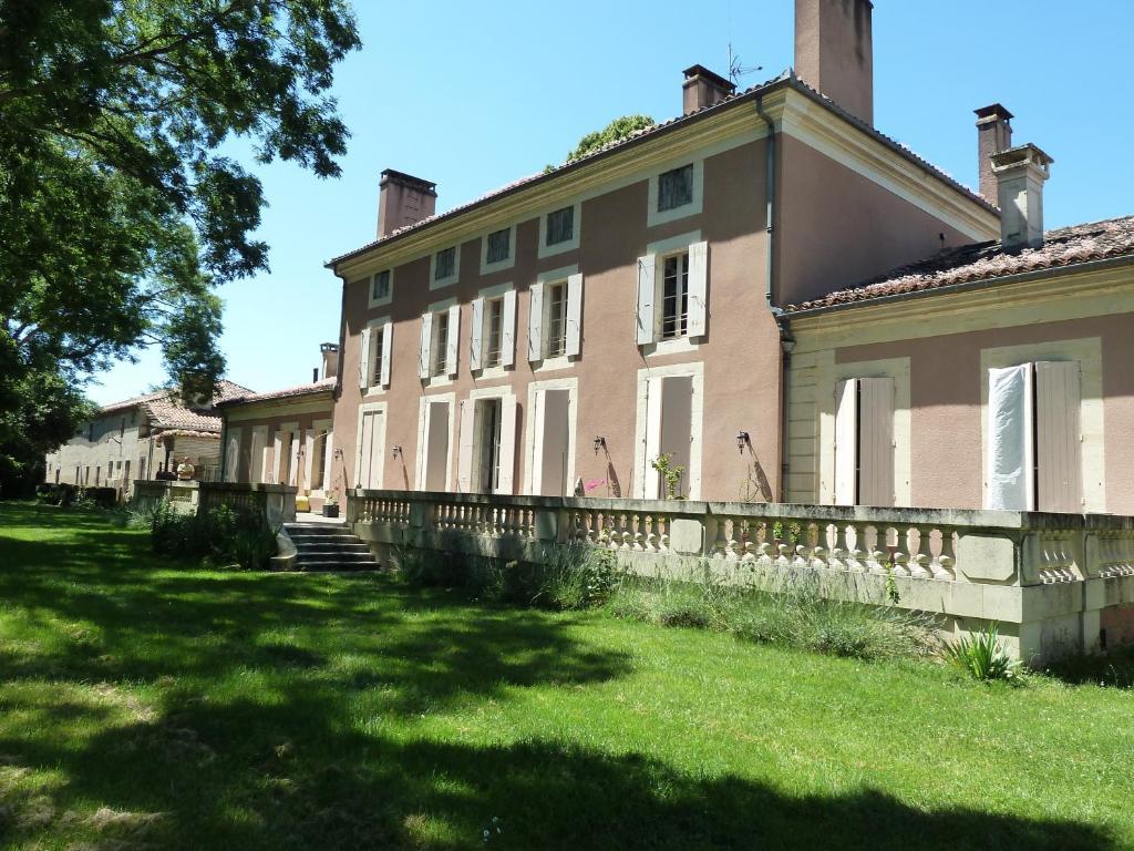Chateau De Lacaze Lagarrigue  Room photo